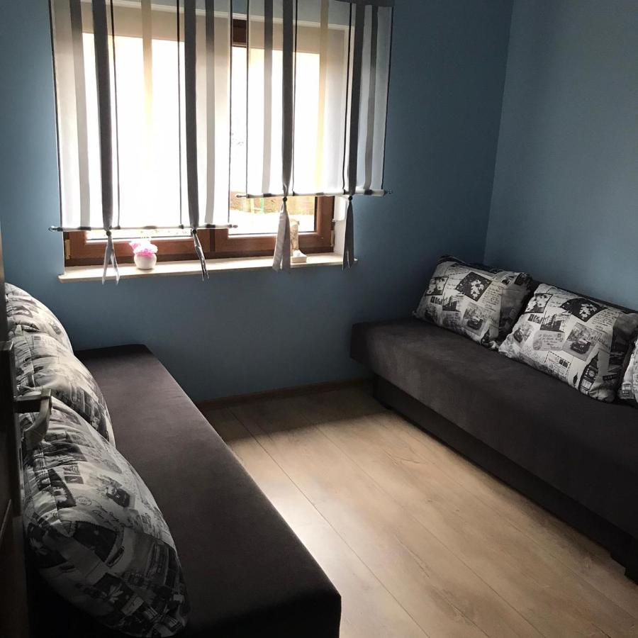 Urokliwy Domek Nad Brzegiem Jeziora Lubiatów Exterior foto